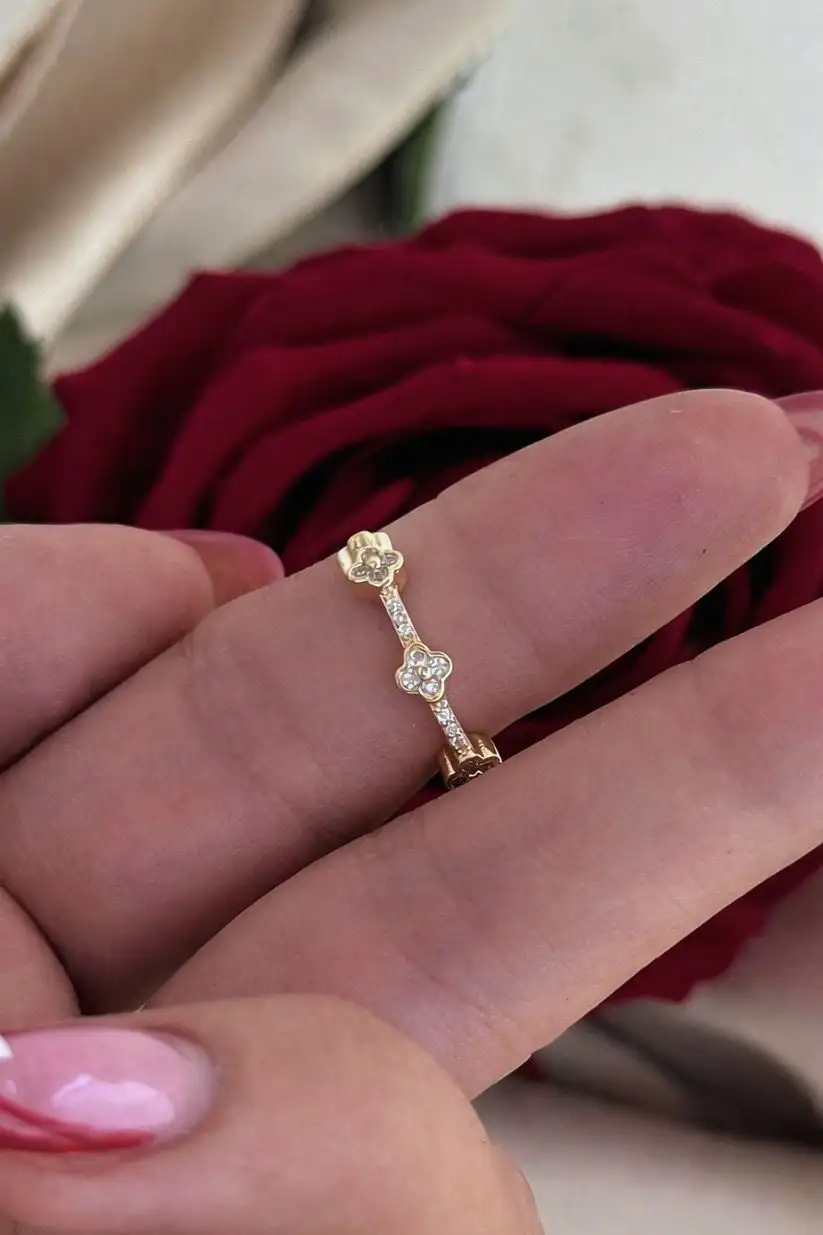 Anillo 5 Clover Circonia Ajustable — foto 2