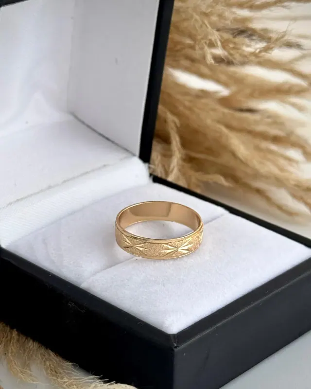 Anillo Argolla Diamantado