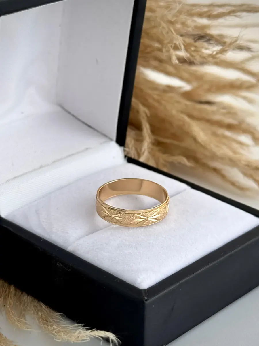 Anillo Argolla Diamantado
