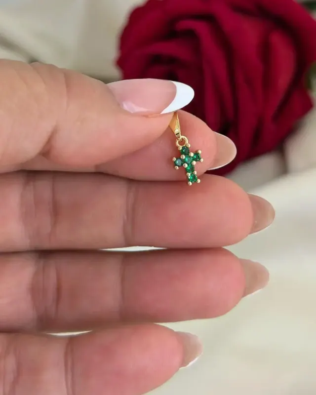 Dije Cruz Mini Verde