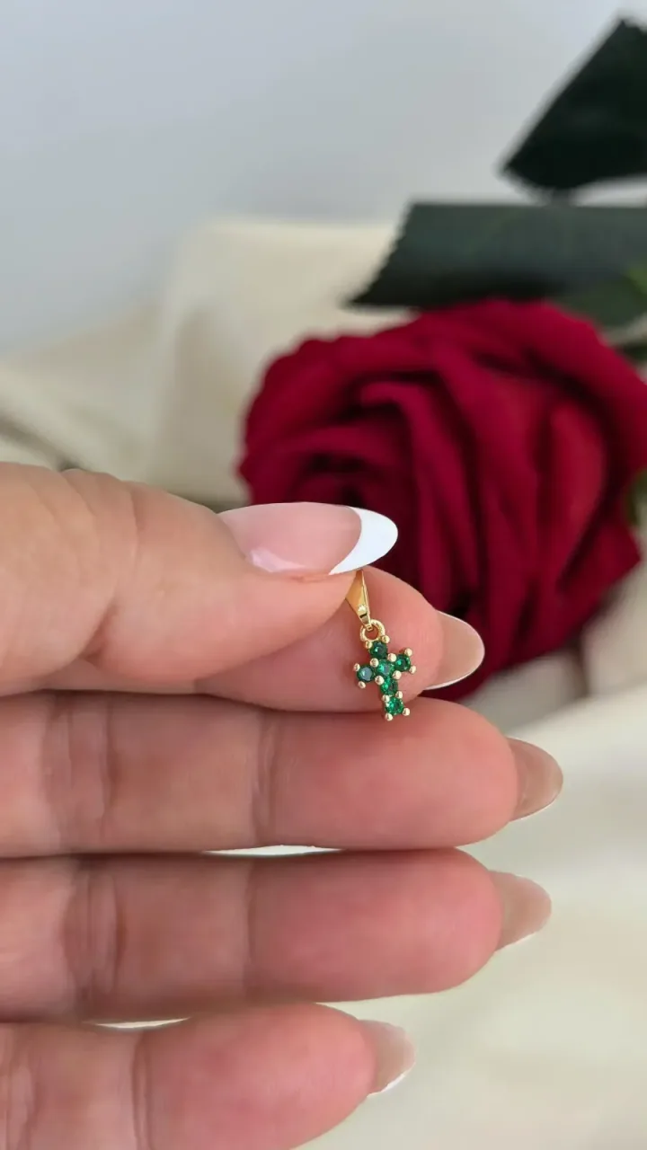 Dije Cruz Mini Verde