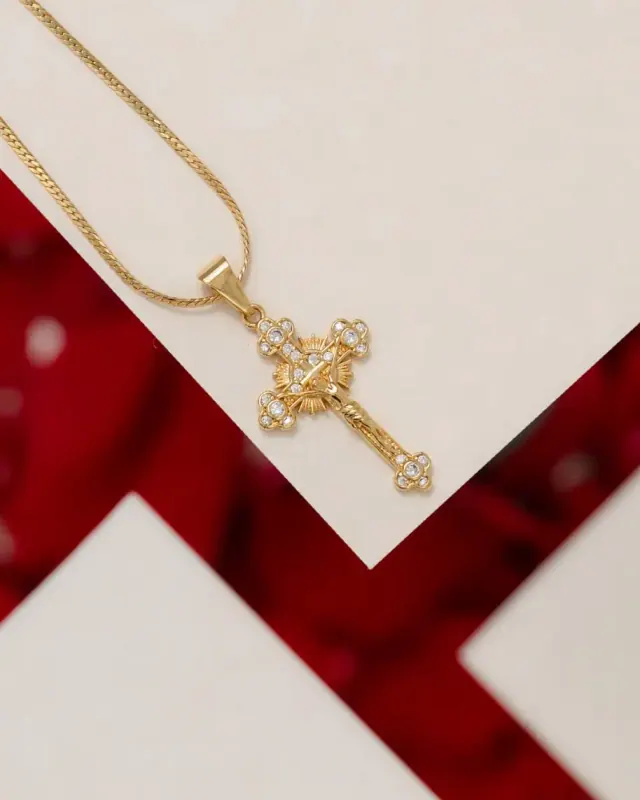Dije El Crucificado