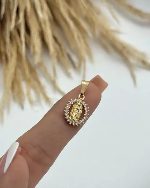 Dije Guadalupe Cristal