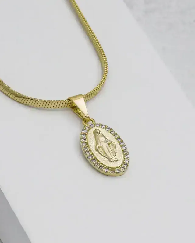 Dije Milagrosa con Circonias Cristal