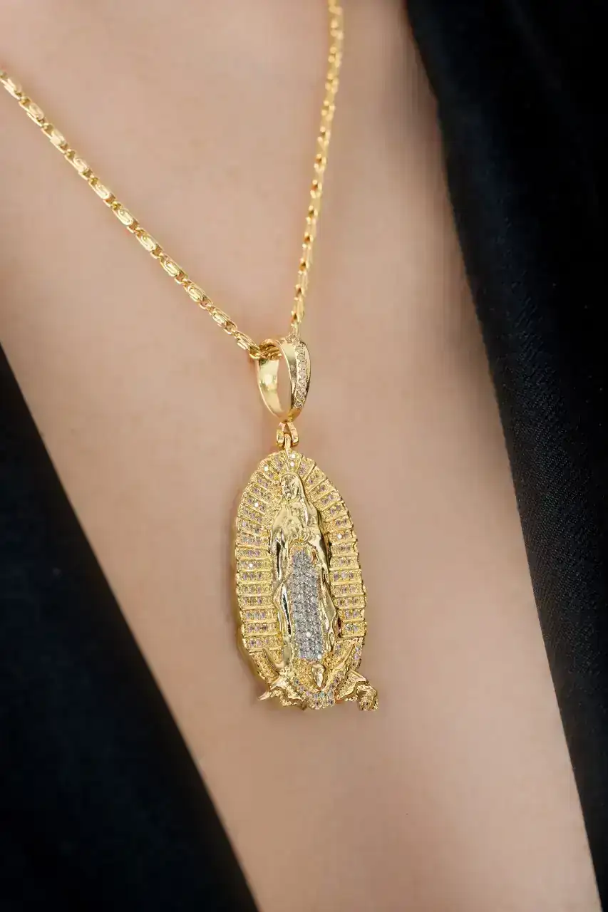 Dije Nuestra Señora de Guadalupe
