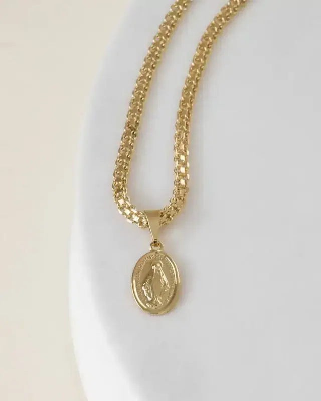Dije Virgen Milagrosa